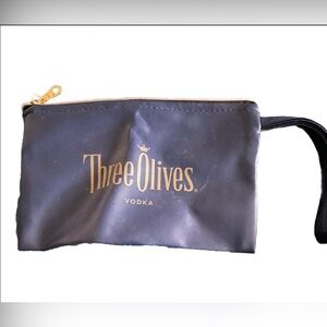 Three olives purse